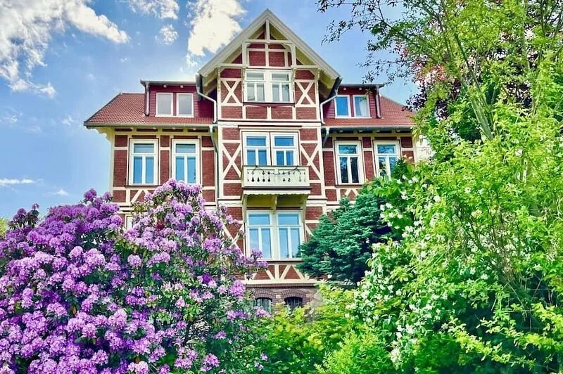 Living with a view in the Villa des Artistes