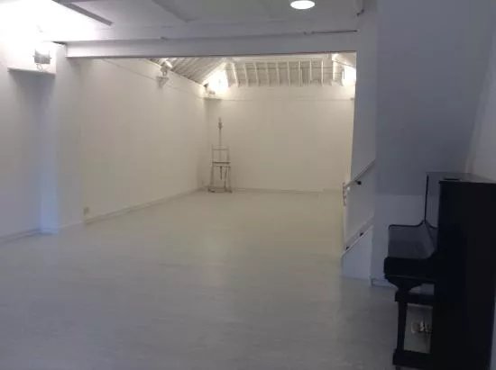 The Fenderesky Gallery