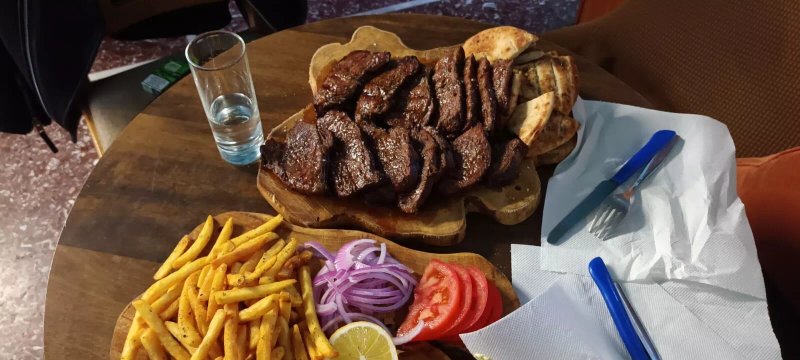 Kafenes Giati To Kafeneio Einai Scholeio