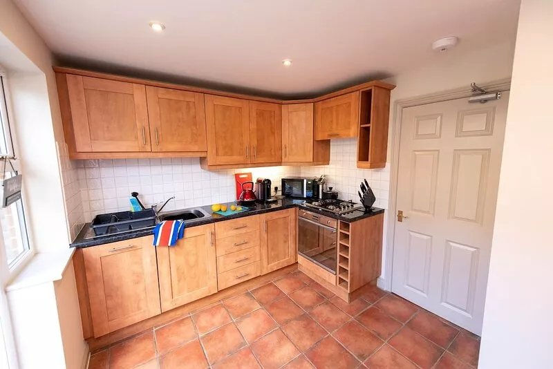A very British place to stay - 3 Bedrooms central