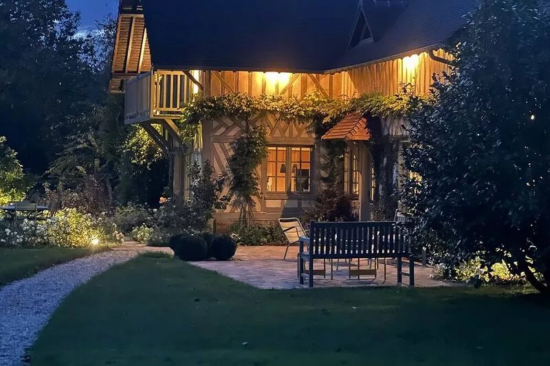 Country house 6 rooms / heated pool