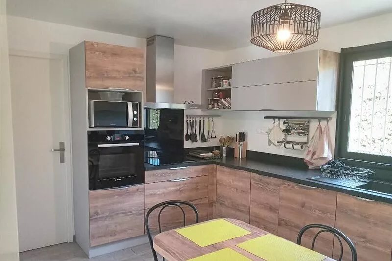 Lovely, quiet villa with private pool in Cagnes/mer