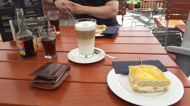 Die Trocknung Market & Cafe