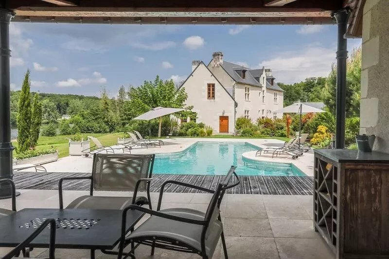 Loire Valley Country House with large private garden and access to castle pool