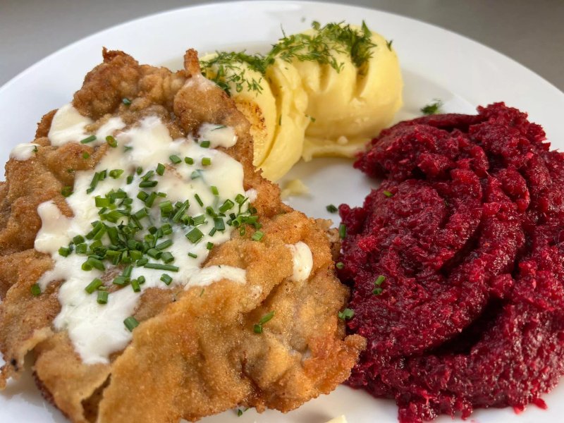 Bistro 7