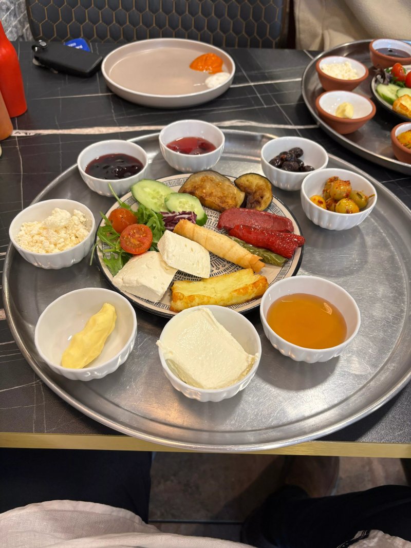 Koyum Restaurant