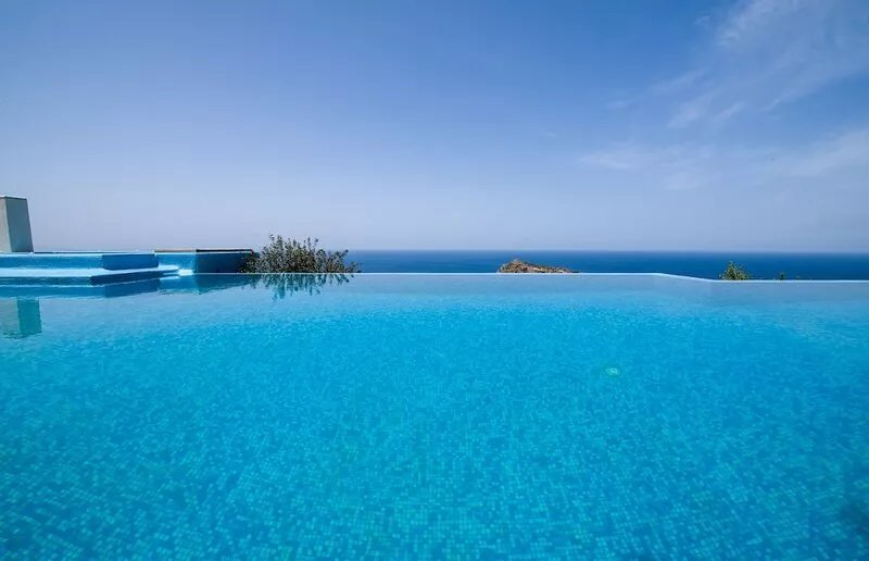 Keramoti Villas - Villa Ariadni  - Outdoor Heated Jacuzzi - Heated Pool