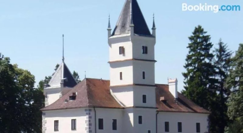 Schloss Rothenhof