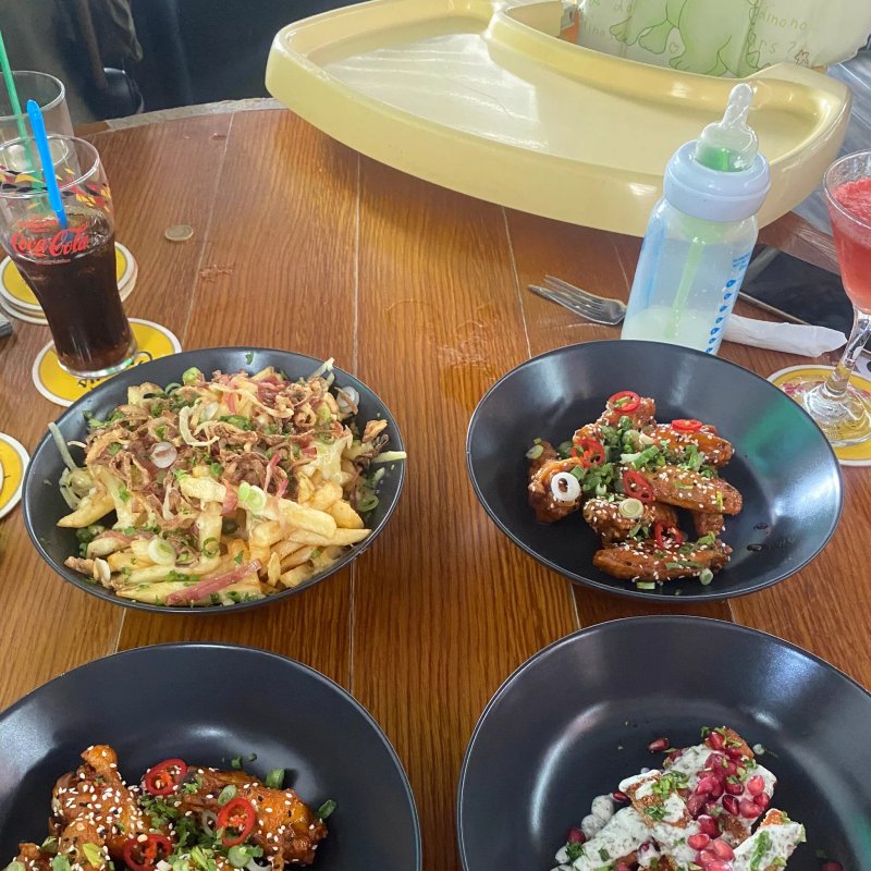 Molly's Pub And Restaurant