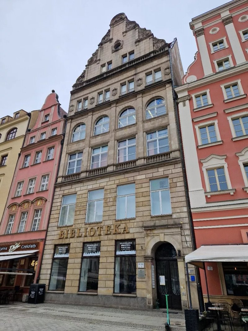 58 Rynek Building ( Biblioteka  )