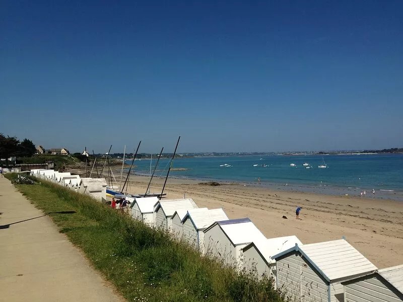 Apartment facing the sea and the splendid bay of Lancieux for 4 people
