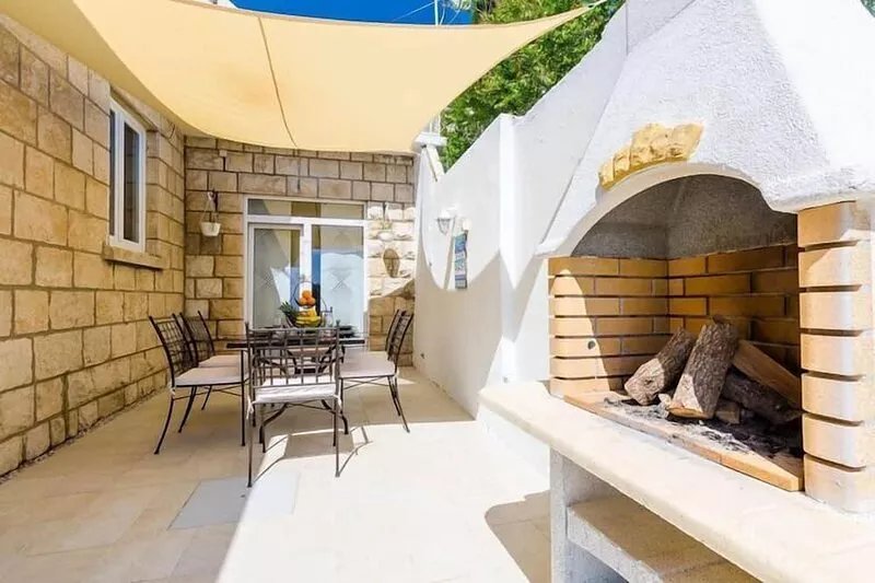 Holiday Home Lungo Mare - Three Bedroom Holiday Home with Terrace and Sea View
