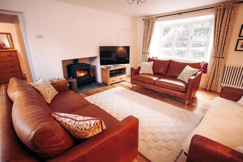 Detached cottage in the village of Dent. Yorkshire Dales National Park