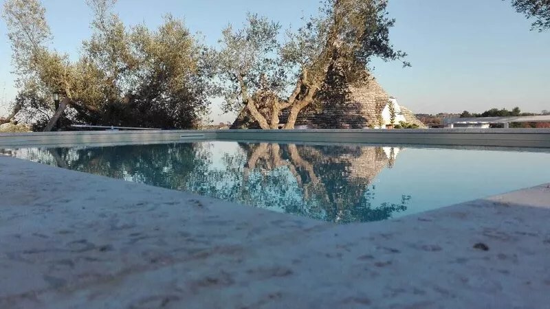 Trullo surrounded by nature with a beautiful view a stone's throw from the