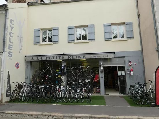 A La Petite Reine