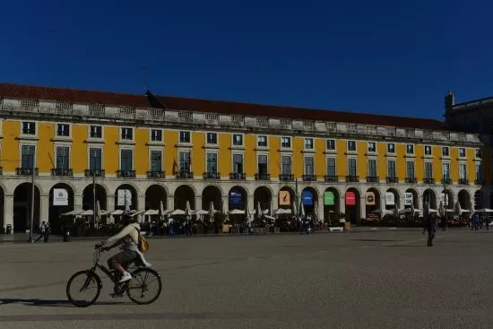 Turismo de Lisboa Visitors & Convention Bureau