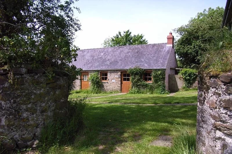 Long barn cottage