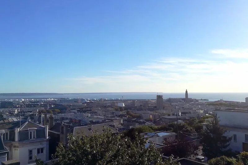 Studio full view of the Seine estuary and the sea, 2 steps from the center