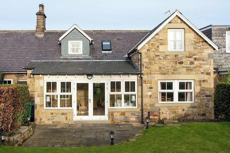 2 bedroom accommodation in Newton-on-the-Moor, near Alnwick