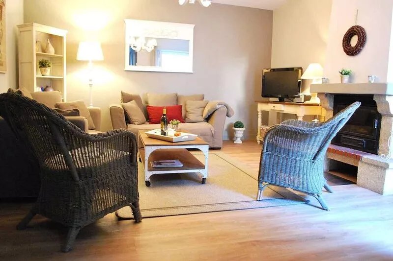 Charming House / Villa - in Sarlat, quite, comfortable with terrace and wifi