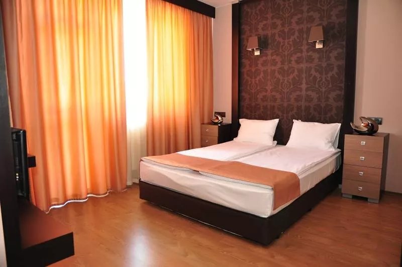 Single Room/Double Room