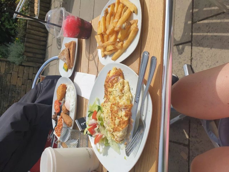 The Woodlands Cafe