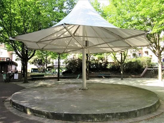 Square de la Salamandre