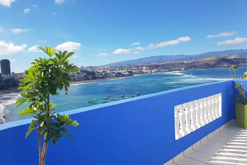 Beachfront Apartment Las Canteras Beach  La Puntilla Area