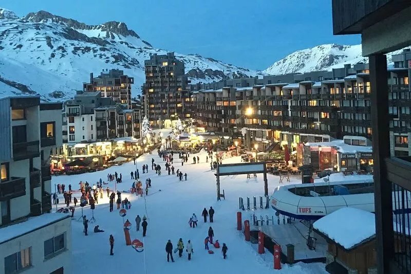 TIGNES-VAL D'ISERE, endless slopes... in a grandiose setting
