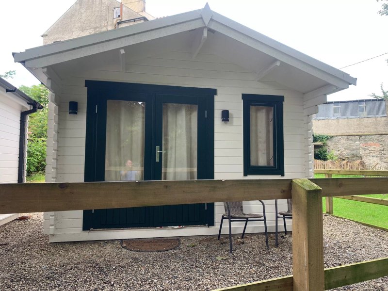 Dunmore Gardens Log Cabins