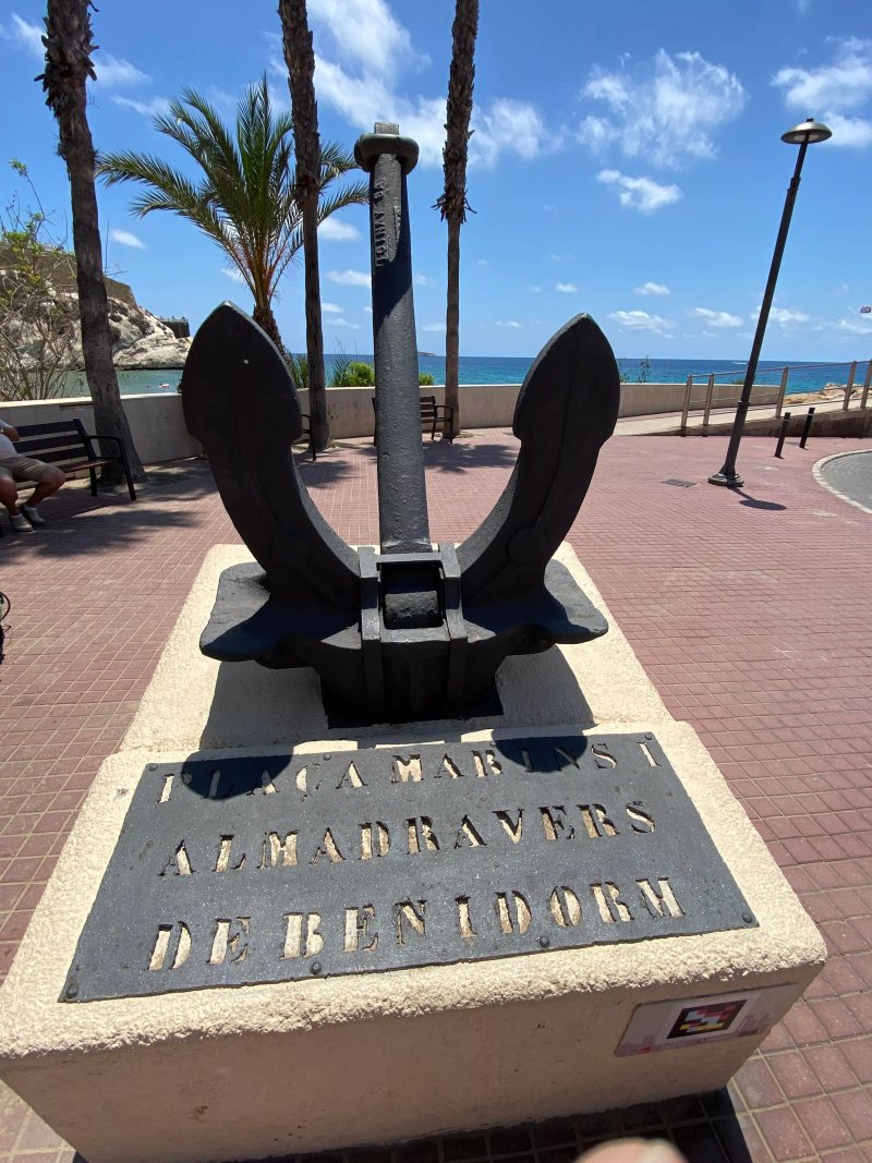 Passeig De Colon Anchor Monument