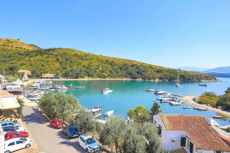 Renoula: Charming 2-Bedroom Corfu Apartment with Sea Views, Garden, Wifi