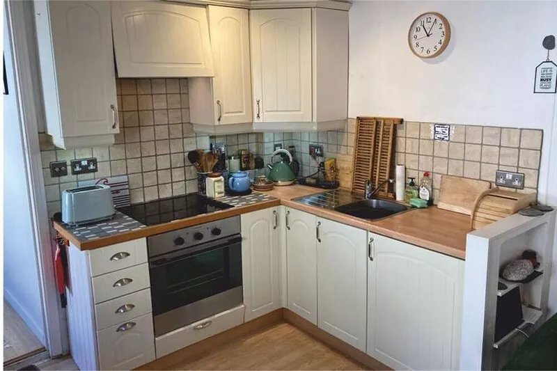 Cosy Bolthole close to Town centre