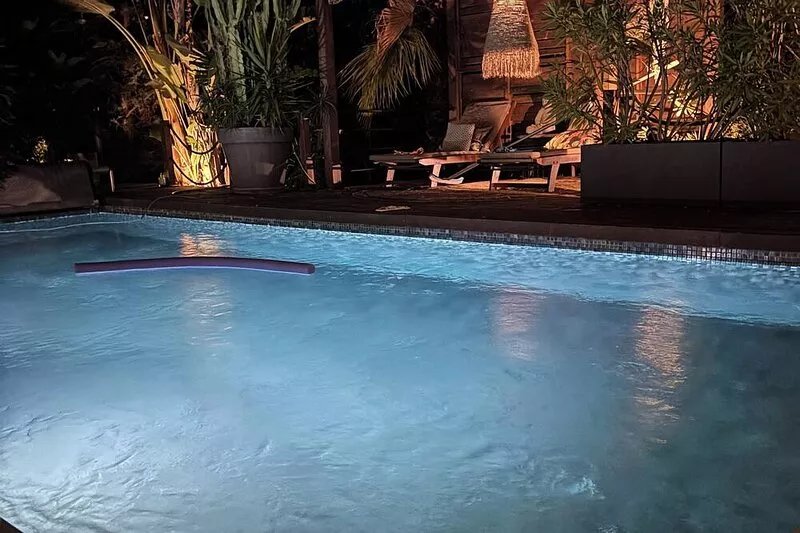Magnificent 4 * Villa 5 mins walk from beaches, restaurants, shops, swimming