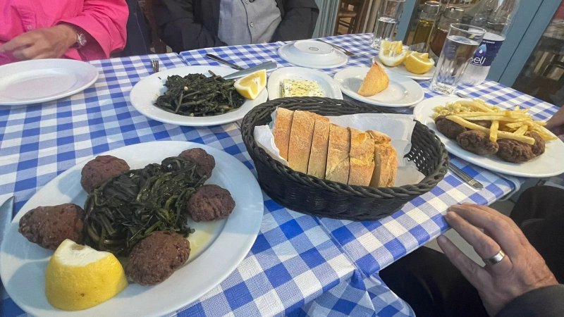 Dougia Cafe- Restaurant