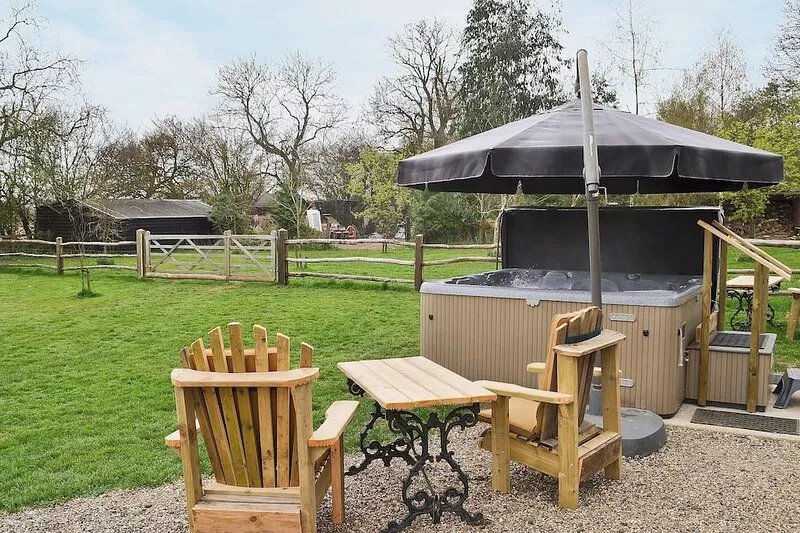 Byre Cottage  - 29410