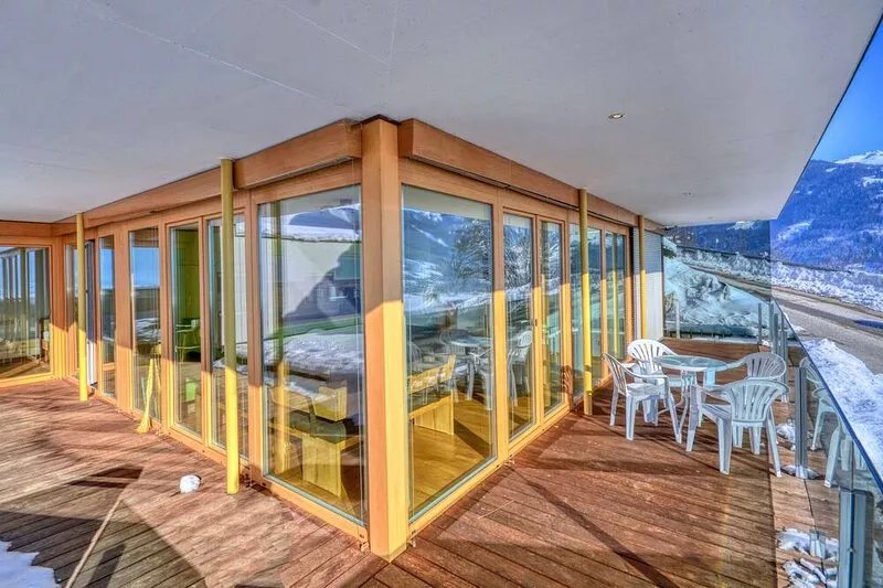 Bright, modern apartment with fantastic views over the Zeller Lake