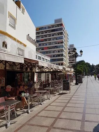 Plaza De La Nogalera