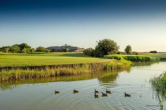 Garon Park GOLF Complex