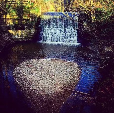 Trull Waterfall