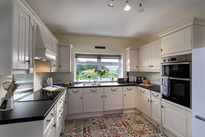Wonderful Welsh cottage. Dog friendly. EV charger.  Near Betws y Coed. Snowdonia