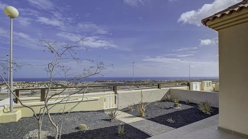Private Terrace Home - Parking - Pool