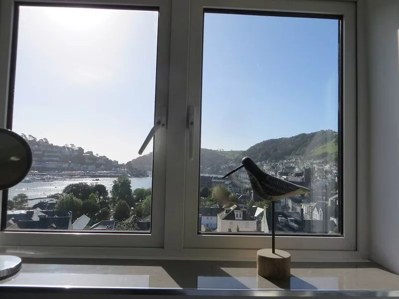 "Outlook" Apartment With Own Entrance and views over the River Dart