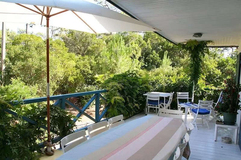 Pleasant family villa, in the heart of Cap Ferret, close to the beach, 12 pers