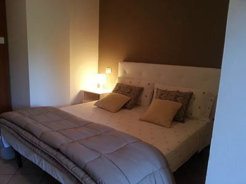 suite 3 km from Rome airport sleeps 2 nearby excavations of ostia antic
