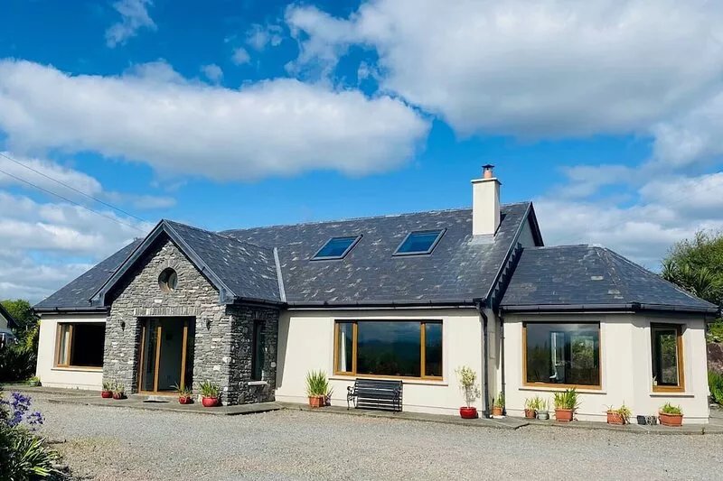 3 bedroom home 15 mins drive from Kenmare town