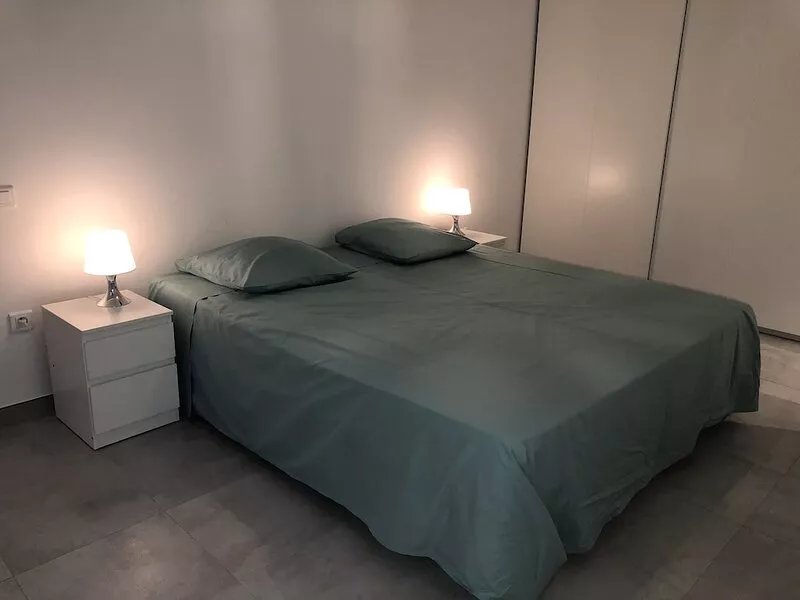 Comfortable villa in the heart of the Bandolais vineyards with private access