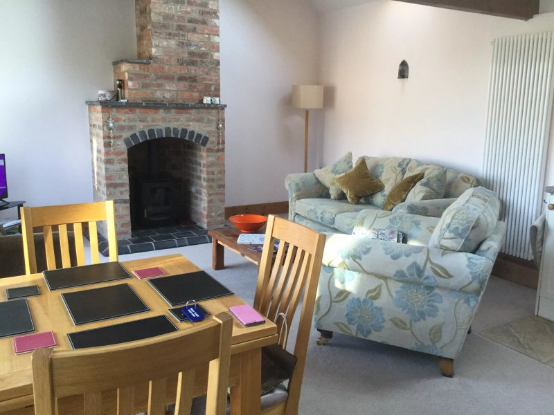 Ena's Place & Dilly Dally Holiday Cottages