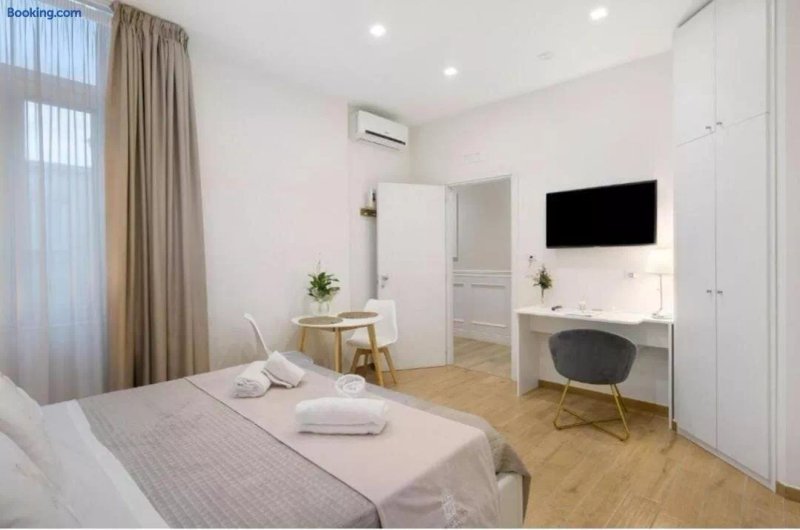 Pompei Luxury Suite Apartments