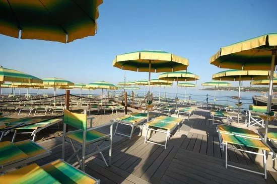 Bagno Garagolo beach